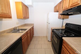 50 Fulton Ave, Unit 007 in Pensacola, FL - Building Photo - Building Photo