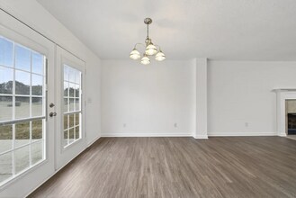 1036 Monticello Pl in Gallatin, TN - Foto de edificio - Building Photo