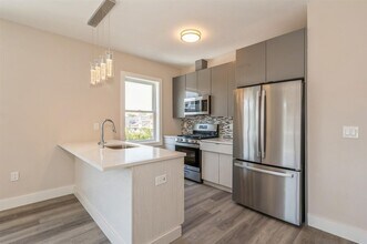 6108 Hudson Ave in West New York, NJ - Building Photo - Building Photo