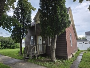 317 6th Ave N in Grand Forks, ND - Building Photo - Building Photo