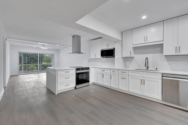 property at 3100 N Palm Aire Dr