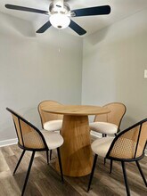 3161 N Cambridge Ave in Chicago, IL - Foto de edificio - Building Photo