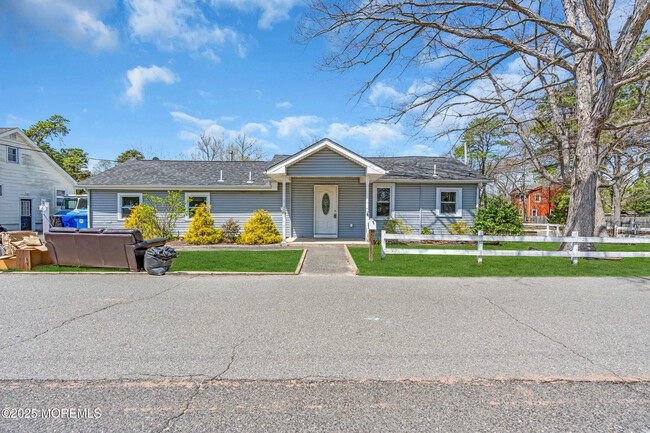 351 Hulse Ave in Brick, NJ - Building Photo - Building Photo