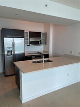 333 NE 24th St, Unit 905 in Miami, FL - Building Photo - Building Photo