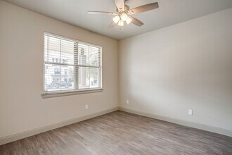 2833 Forest Park Blvd in Fort Worth, TX - Building Photo - Building Photo