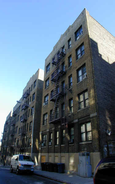 46 Wadsworth Ter in New York, NY - Building Photo