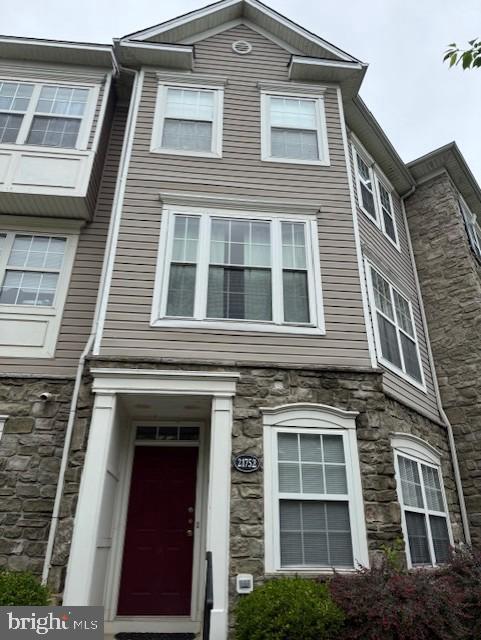 property at 21752 Ascot Ct