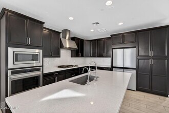 3925 E Megan St in Gilbert, AZ - Building Photo - Building Photo