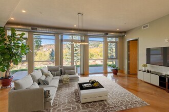 55 Rivergate Ln in Durango, CO - Building Photo - Building Photo
