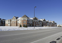 Bottineau Ridge in Maple Grove, MN - Foto de edificio - Building Photo