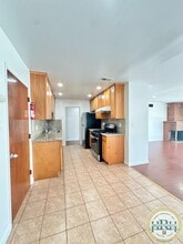 15833 Vía Eduardo in San Lorenzo, CA - Building Photo - Building Photo