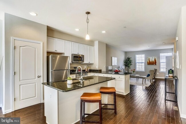property at 931 Dorchester Cove Rd