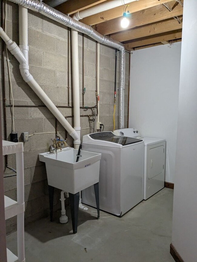 property at 2917 Darlington Rd