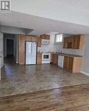 329 Edgehill Dr in Barrie, ON - Building Photo - Building Photo