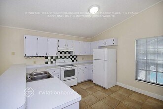 1640 Sunburst Way in Kissimmee, FL - Building Photo - Building Photo