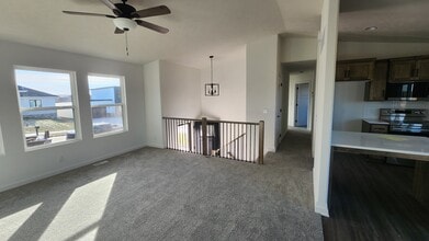 21504 Arabian Rd in Elkhorn, NE - Building Photo - Building Photo