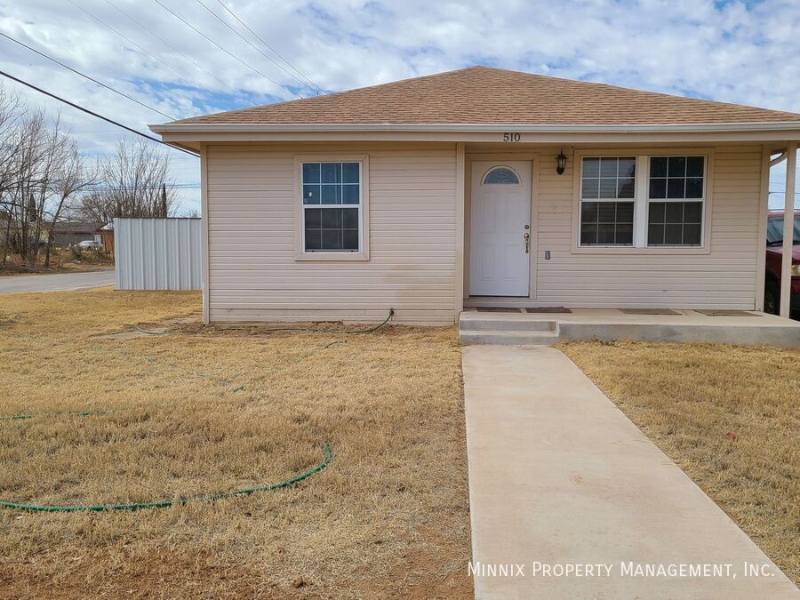 510 S Clay St in Midland, TX - Building Photo