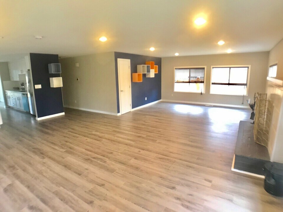 6822 190th St SW in Lynnwood, WA - Building Photo