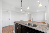 3110 W Dickens Ave, Unit 2 in Chicago, IL - Building Photo - Building Photo