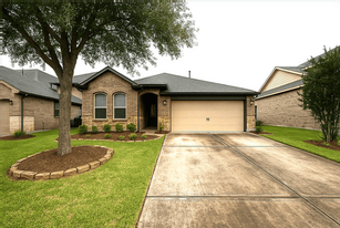 19319 Anchor Bay Ln in Humble, TX - Building Photo