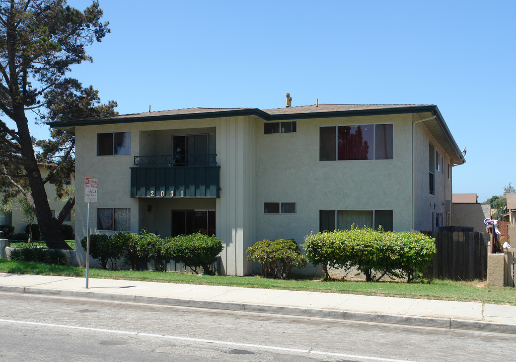 2031 N Ventura Rd in Oxnard, CA - Building Photo