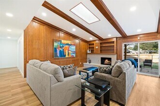 8629 Baumgarten Dr in Dallas, TX - Building Photo - Building Photo