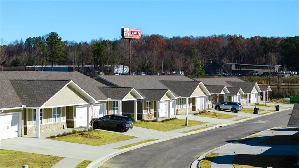 100 Harvest Grv Ln in Calhoun, GA - Building Photo