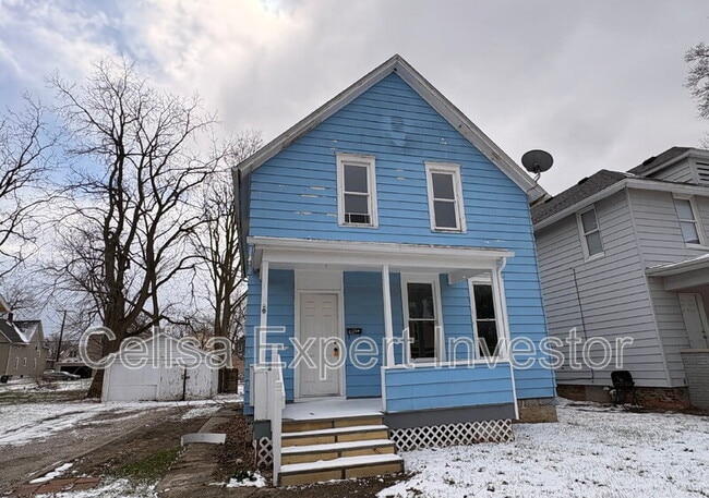 property at 425 Greenlawn Ave