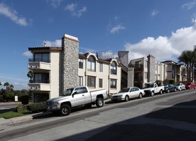 4494 Mentone Apartments