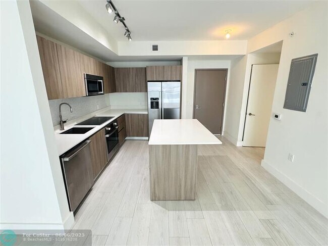 property at 201 SW 17th Rd