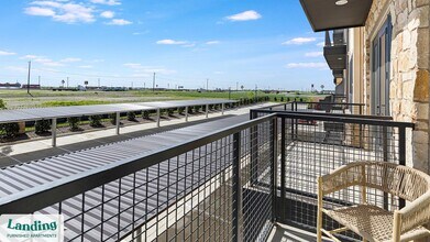 125 S Standridge Blvd, Unit 246 in Anna, TX - Foto de edificio - Building Photo