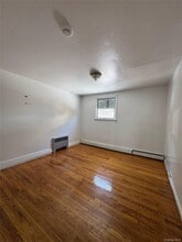 221 Woodland Ave in Yonkers, NY - Building Photo - Building Photo