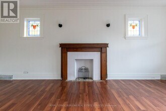 49 Province St S in Hamilton, ON - Building Photo - Building Photo