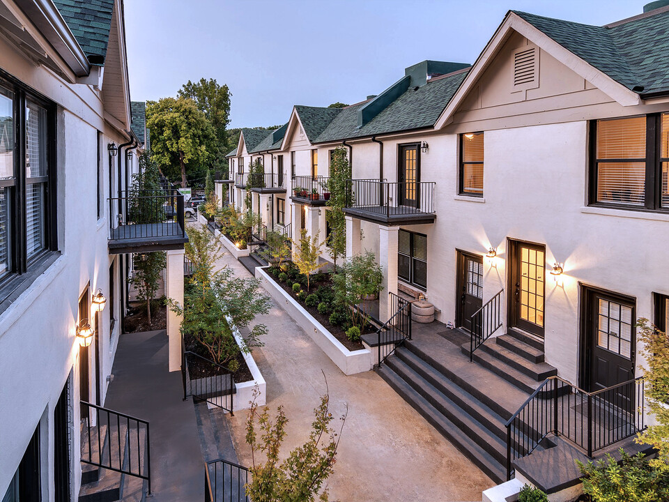 Evergreen Terrace in Memphis, TN - Building Photo