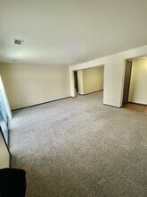 1210 Northfield Ave NE, Unit 12 in Grand Rapids, MI - Building Photo - Building Photo