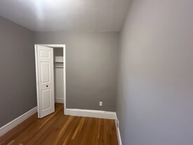 115 Salem St, Unit 1 Apartamentos