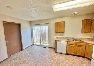 107 N Caton St in Post Falls, ID - Building Photo - Building Photo