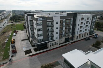 Park South in Austin, TX - Foto de edificio - Building Photo