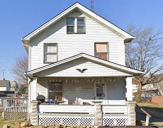 property at 1117 Arlington Ave SW