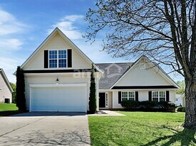 4702 Ridgefall Rd in Greensboro, NC - Building Photo