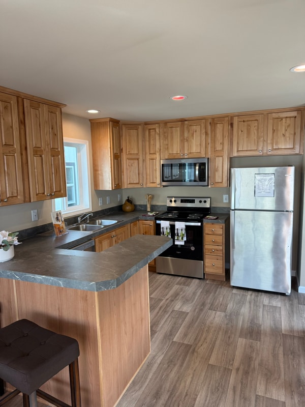 727 A St in Vader, WA - Foto de edificio - Building Photo