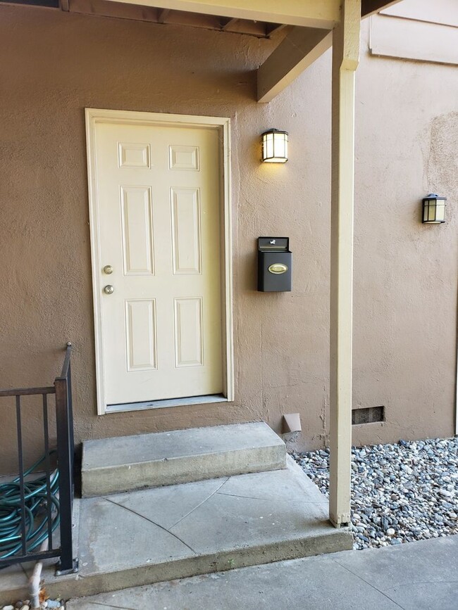 3625 El Camino Ave in Sacramento, CA - Building Photo - Building Photo