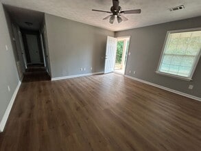 2920 Lone Oak Rd in Grantville, GA - Building Photo - Building Photo