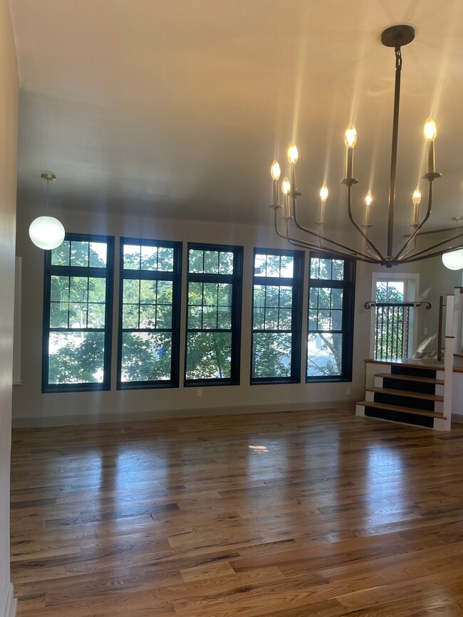 property at 6 East St