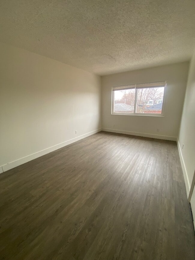 813C Courtois, Unit C in St. Louis, MO - Building Photo - Building Photo