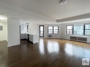 EAST 57 STREET, Unit PHA in New York, NY - Building Photo - Building Photo