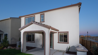 10525 Etude Wy in Elk Grove, CA - Foto de edificio - Building Photo