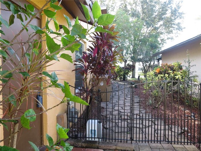 3115 Smoke Signal Cir in Kissimmee, FL - Building Photo - Building Photo
