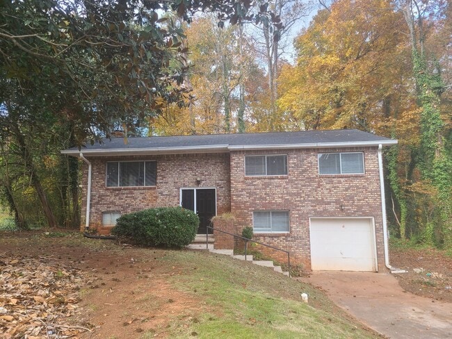 4014 William and Mary Ct in Decatur, GA - Building Photo - Building Photo