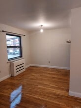 30-30 71st St in Queens, NY - Building Photo - Building Photo